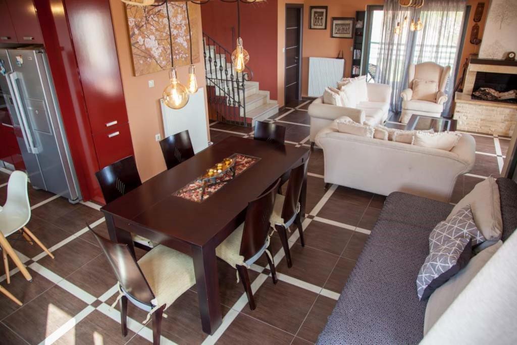 Villa Tzanatos Troianata ภายนอก รูปภาพ